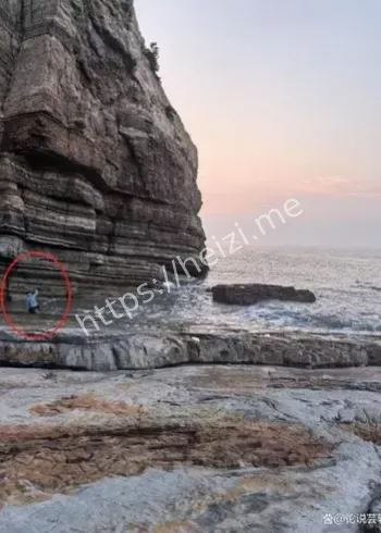 女子旅游劝回跳海男子